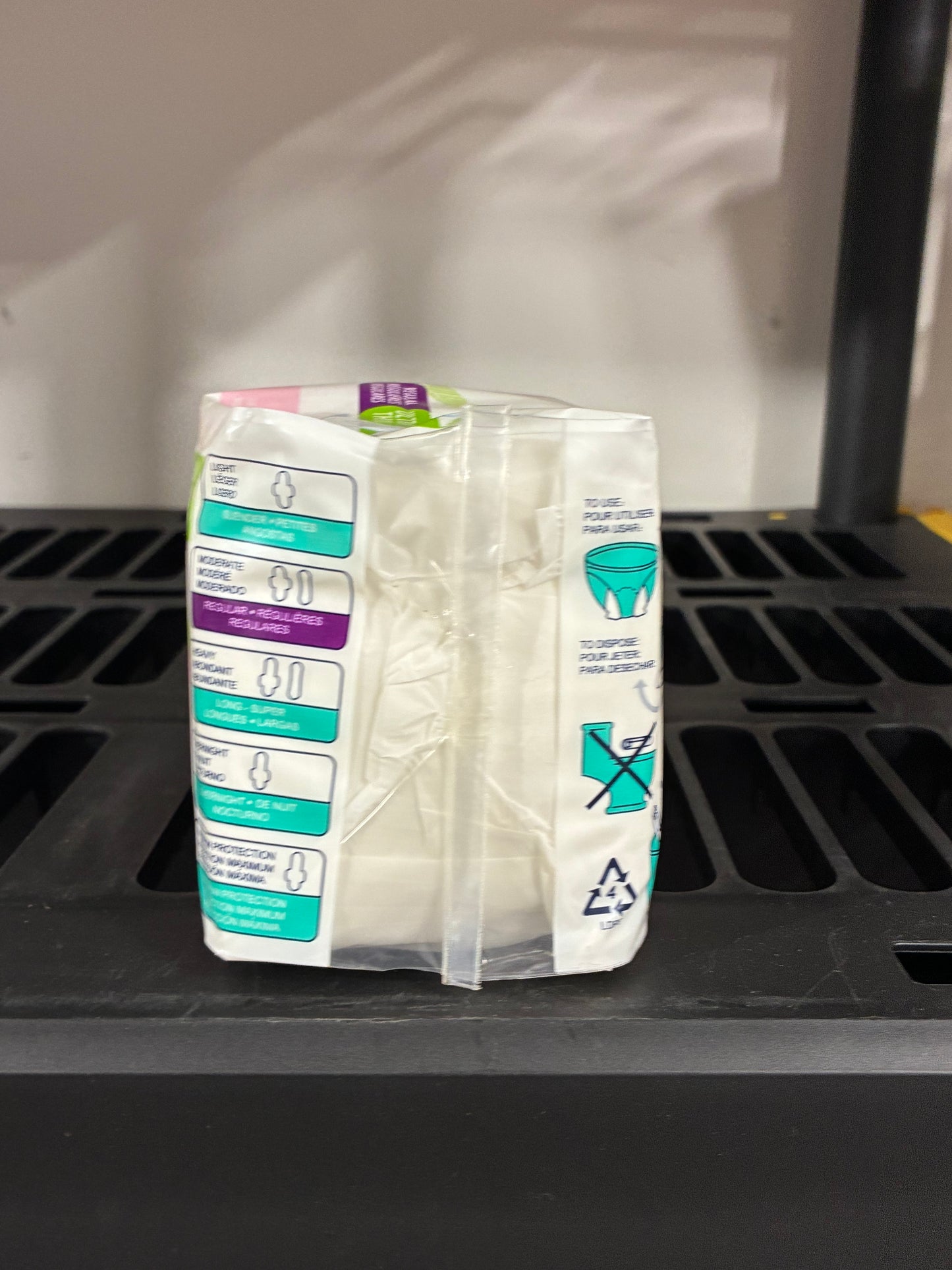 aVa Regular Ultra Thin 20ct Pads