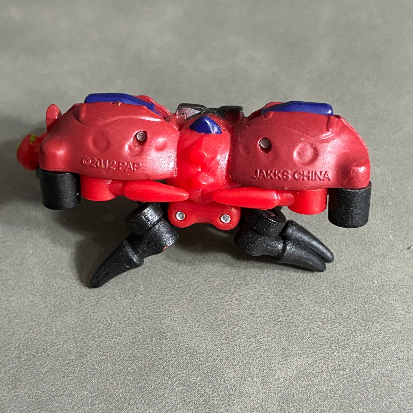 2012 JAKKS MONSUNO TOXICLAW FIGURE