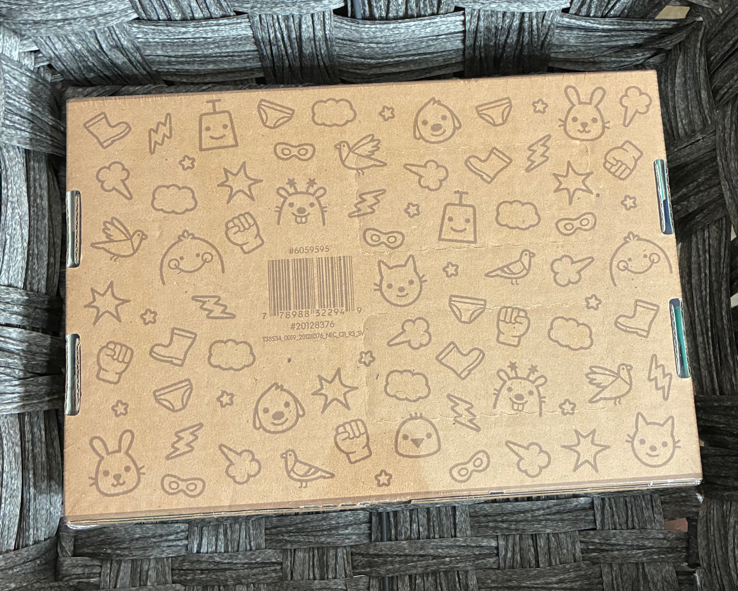 SEALED SAGO MINI BOX - SUPERHERO