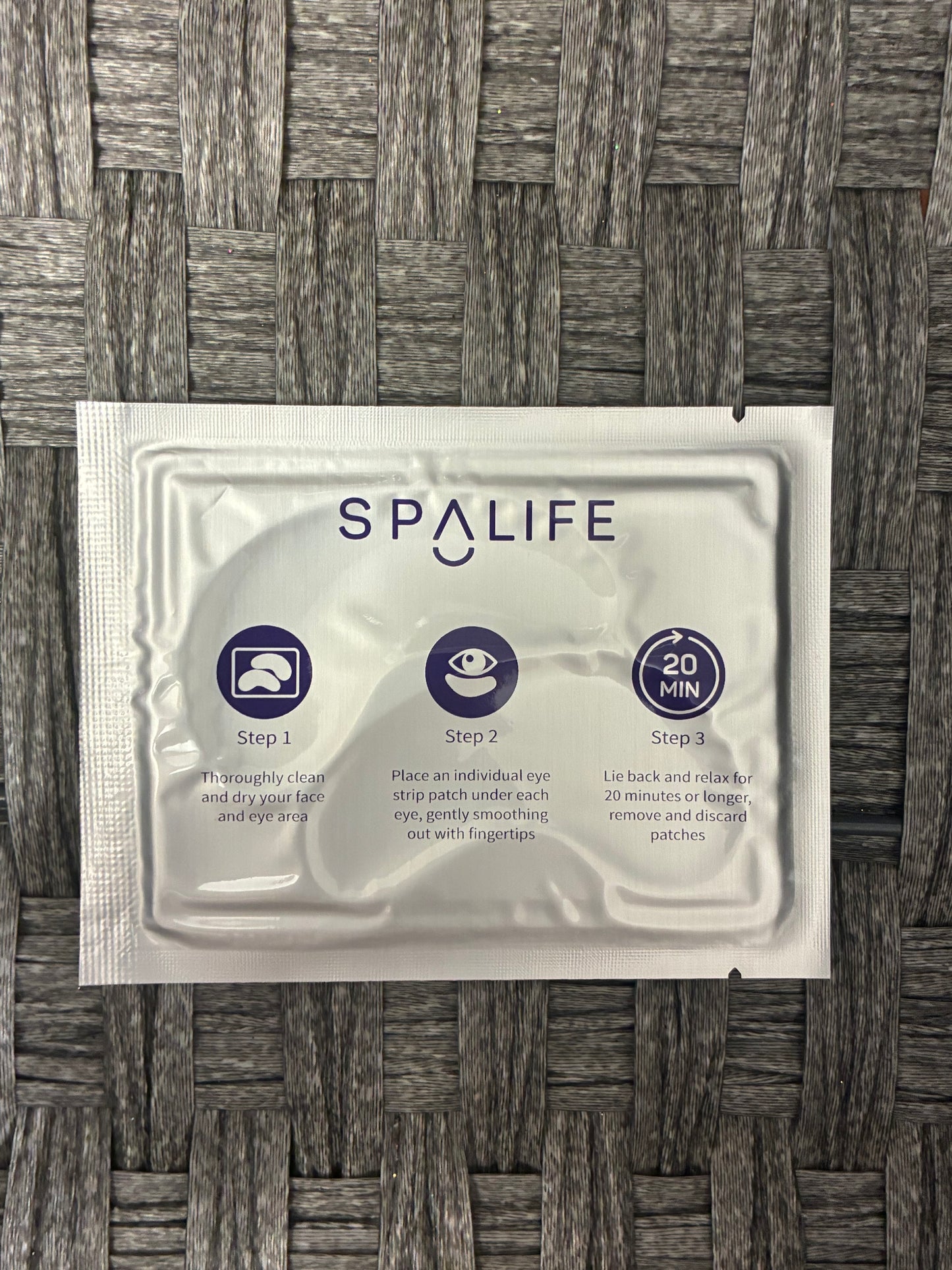 SPALIFE Zero Puff Hydrogel Under Eye Mask Charcoal + Vitamin C