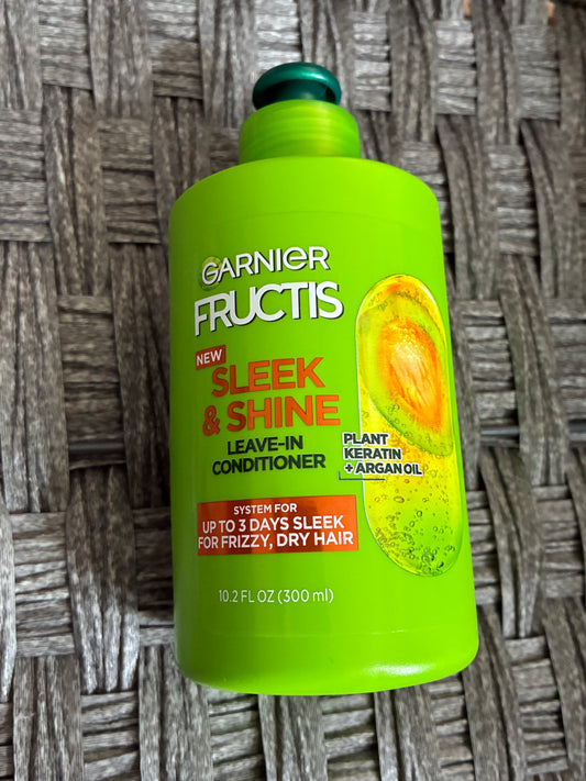 GARNIER FRUCTIS SLEEK & SHINE LEAVE IN CONDITIONER