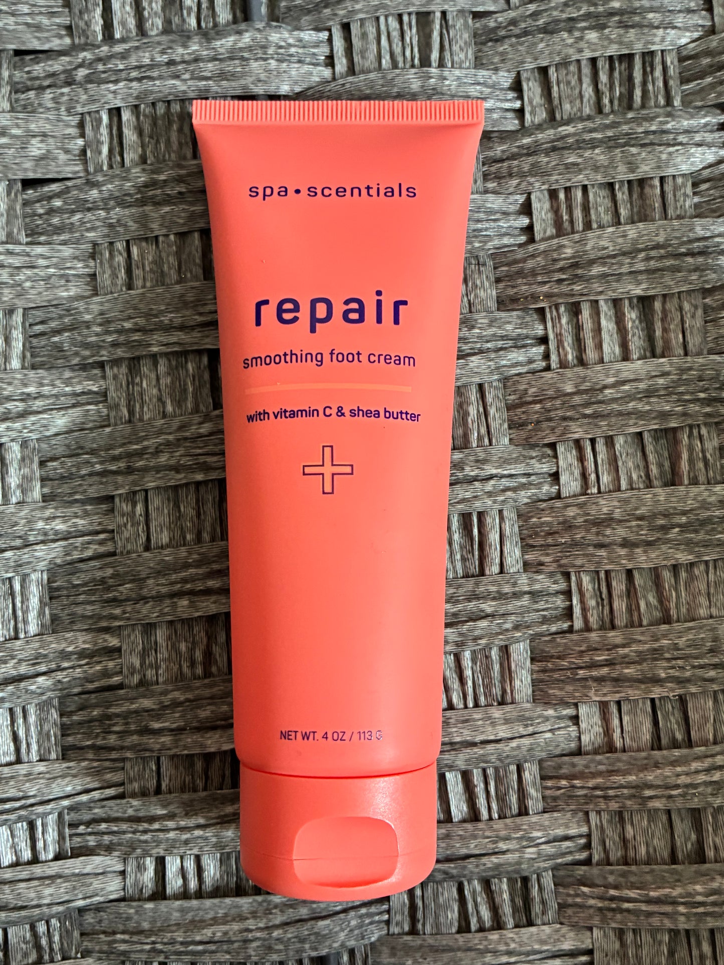 SPASCENTIALS REPAIR SNOOTHING FOOT CREAM VITAMIN C AND SHEA BUTTER 4OZ