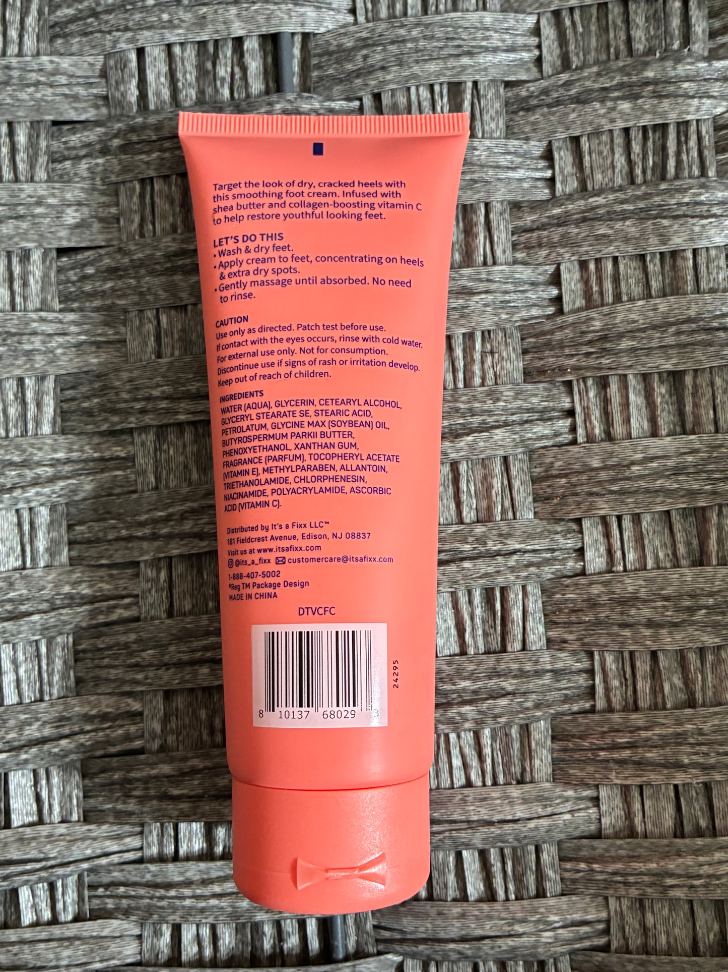 SPASCENTIALS REPAIR SNOOTHING FOOT CREAM VITAMIN C AND SHEA BUTTER 4OZ