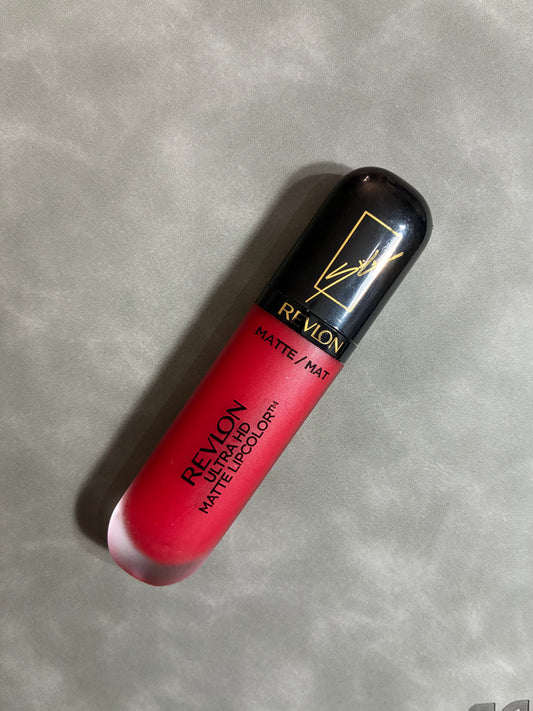 REVLON ULTRA HD MATTE LIPSTICK - 690 FOREVER YOURS