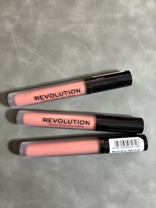 REVOLUTION MATTE LIP - 111 CRUSH