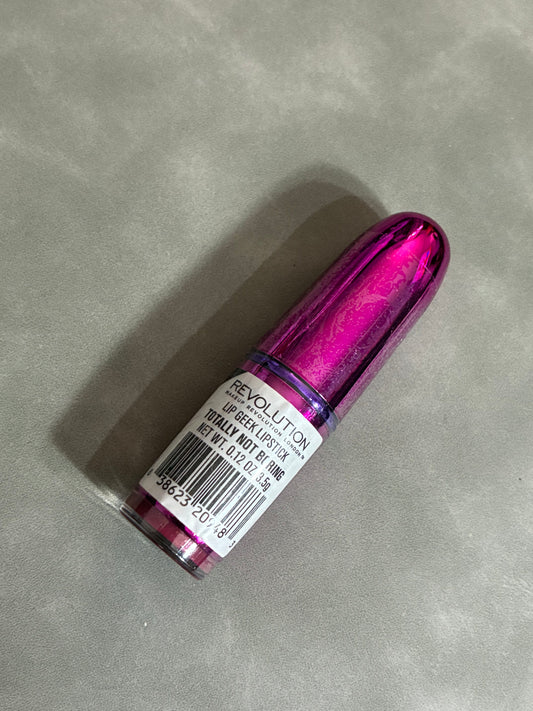 REVOLUTION LIP GEEK LIPSTICK - TOTALLY NOT BORING