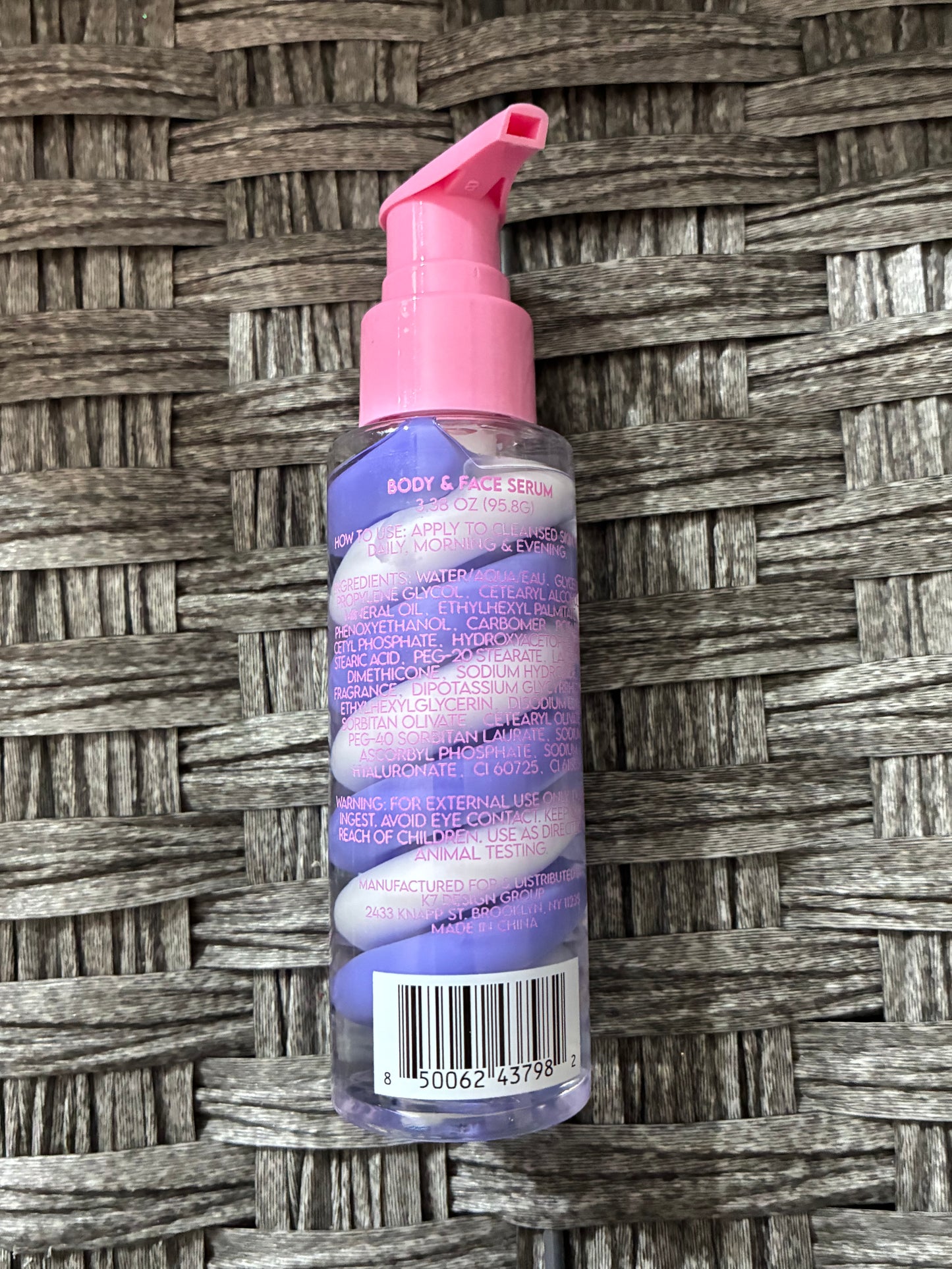 BERRY GLOWY VITAMIN C & HYALURONIC ACID MIXED BERRY SWIRL FACE & BODY SERUM