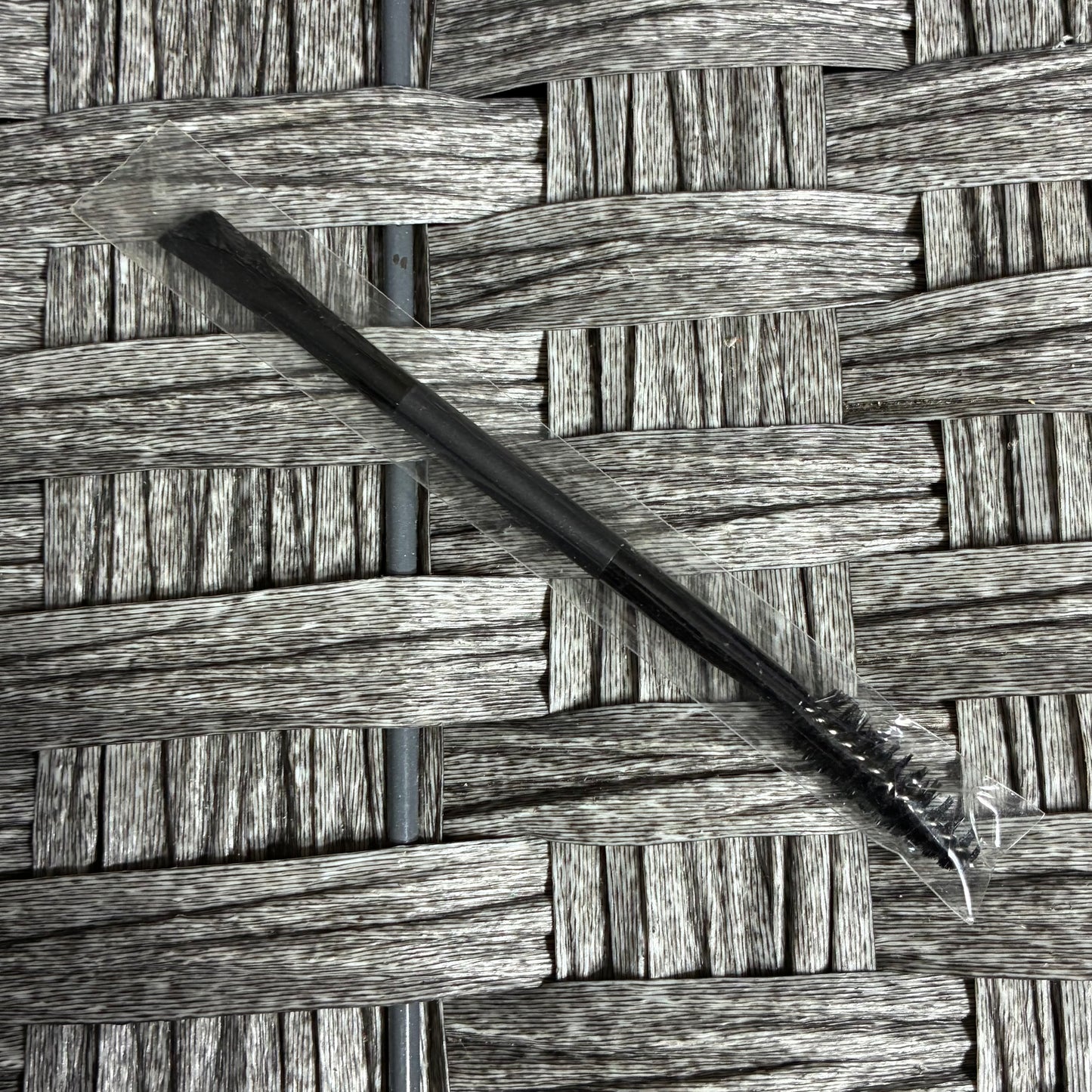 UNBRANDED MAKEUP BRUSH WITH SPOOLY