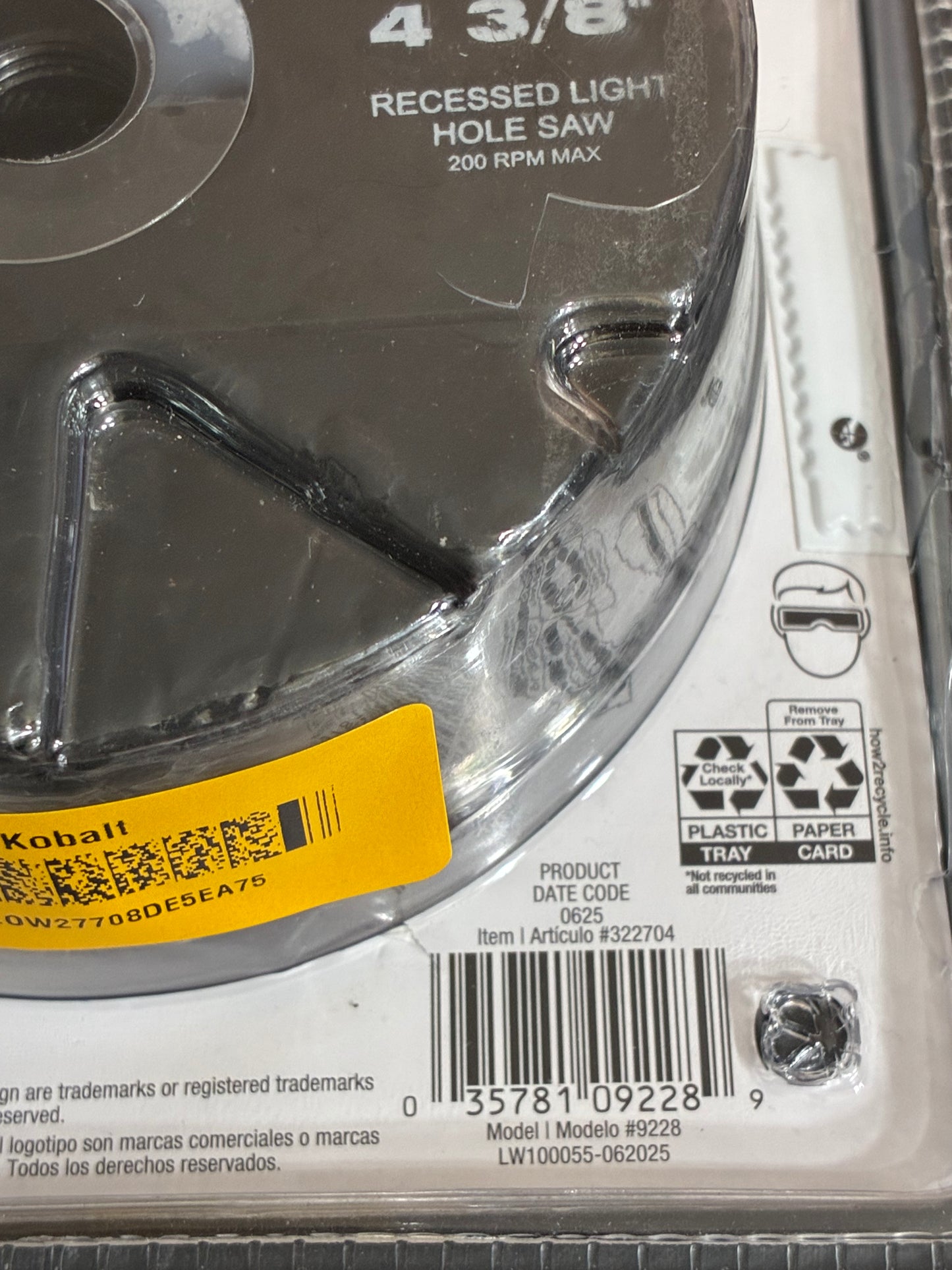 KOBALT 4-3/8" CARBIDE-GRIT RECESSED LIGHT HOLE SAW KIT OPENED