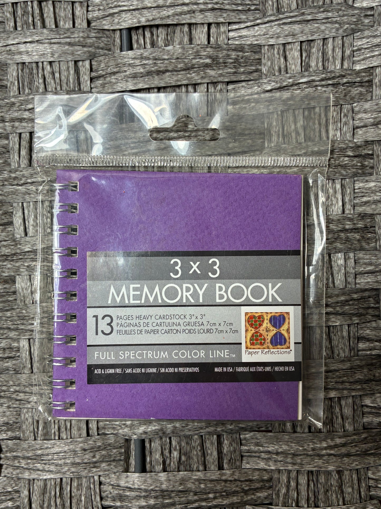 3 X 3 MEMORY BOOK