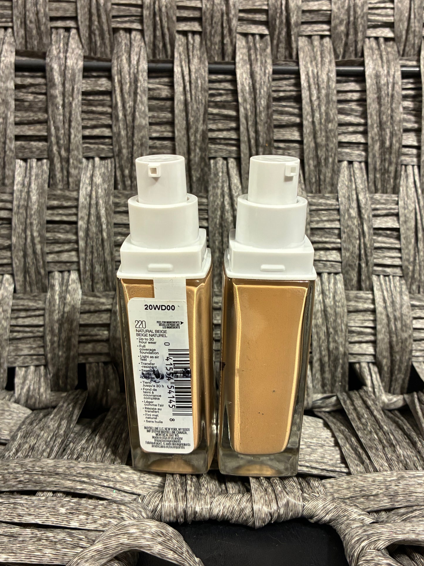 2 PACK - MAYBELLINE SUPER STAY ACTIVE WEAR LIQUID FOUNDATION - 220 NATURAL BEIGE