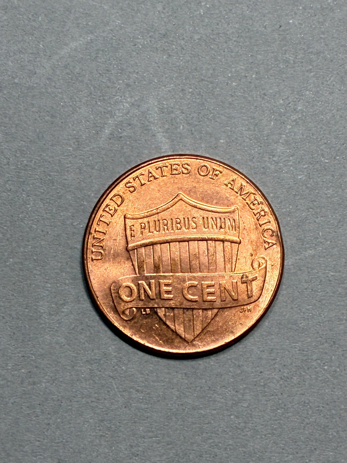2020 PENNY NO MINT MARK CIRCULATED BRIGHT RED (PNC 0109)