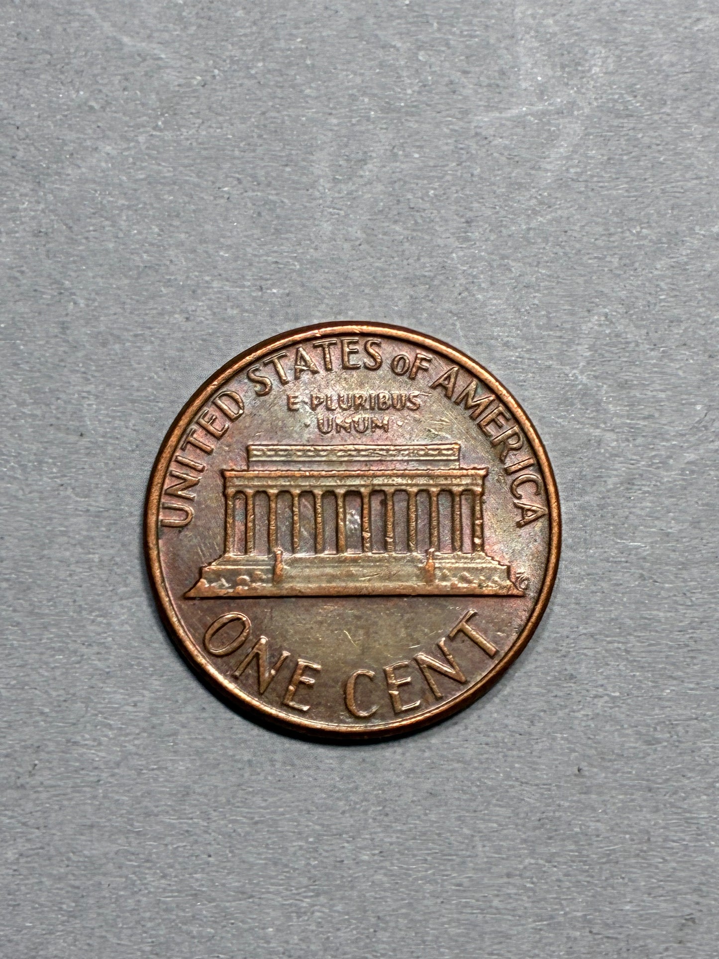 1980 PENNY NO MINT MARK OFF CENTER 95% COPPER BROWN CIRCULATED (PNC 0122)