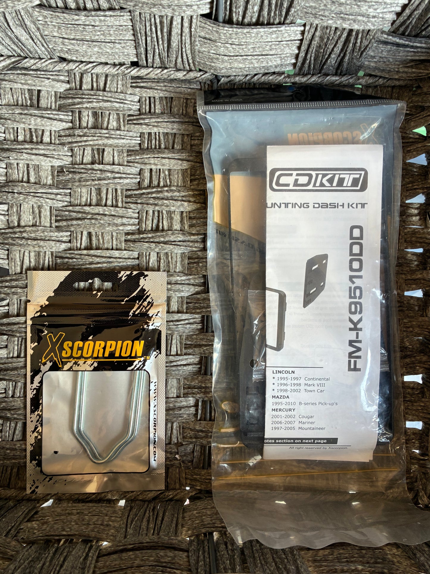 XSCORPION CAR MOUNTING DASH KIT FM-K9510DD FORD/LINCOLN/MERCURY/MAZDA 1995-2010