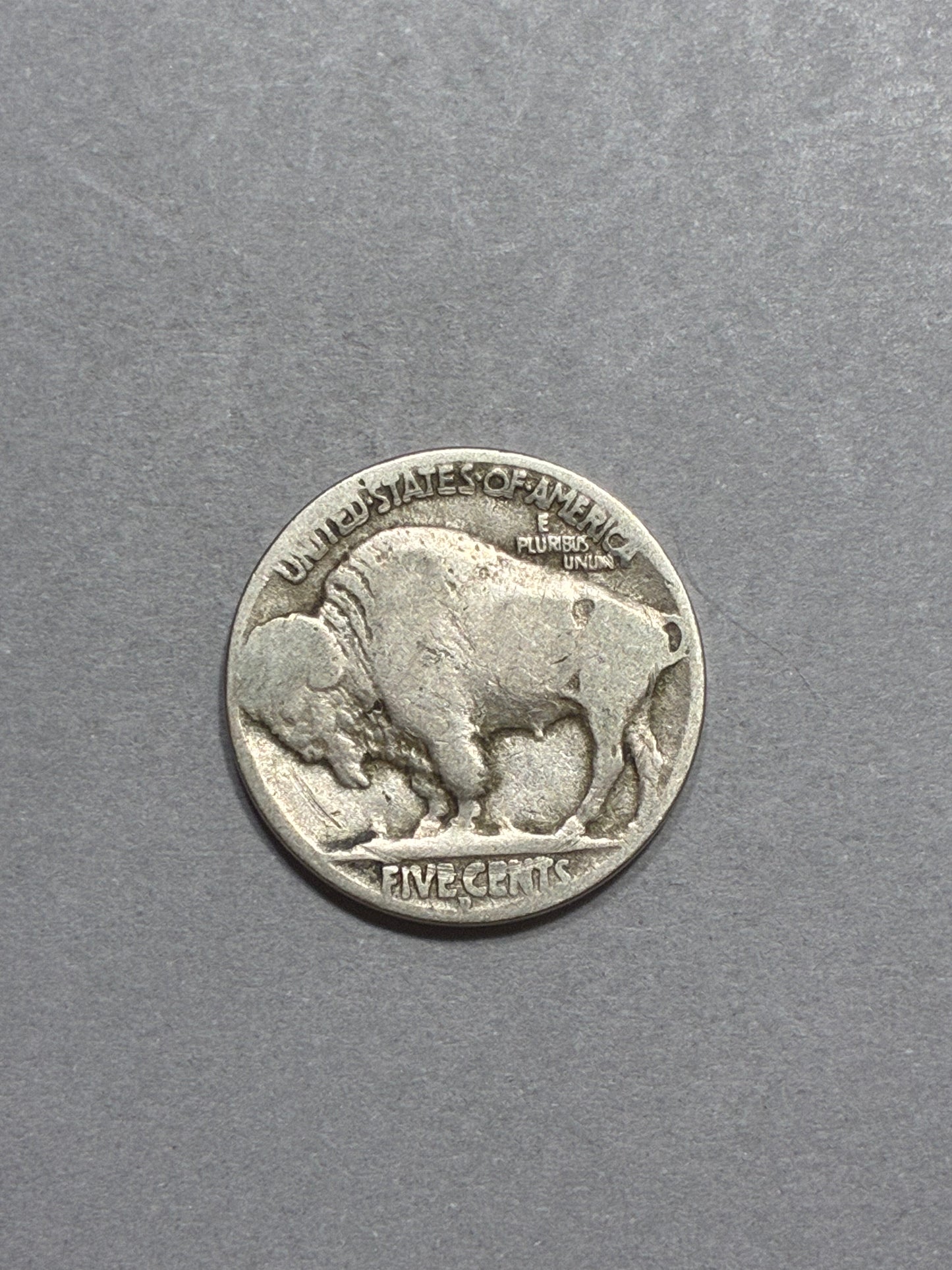 LOT OF 2 INDIAN HEAD BUFFALO NICKEL NO VISIBLE DATE- CIRCULATED (LN0040)