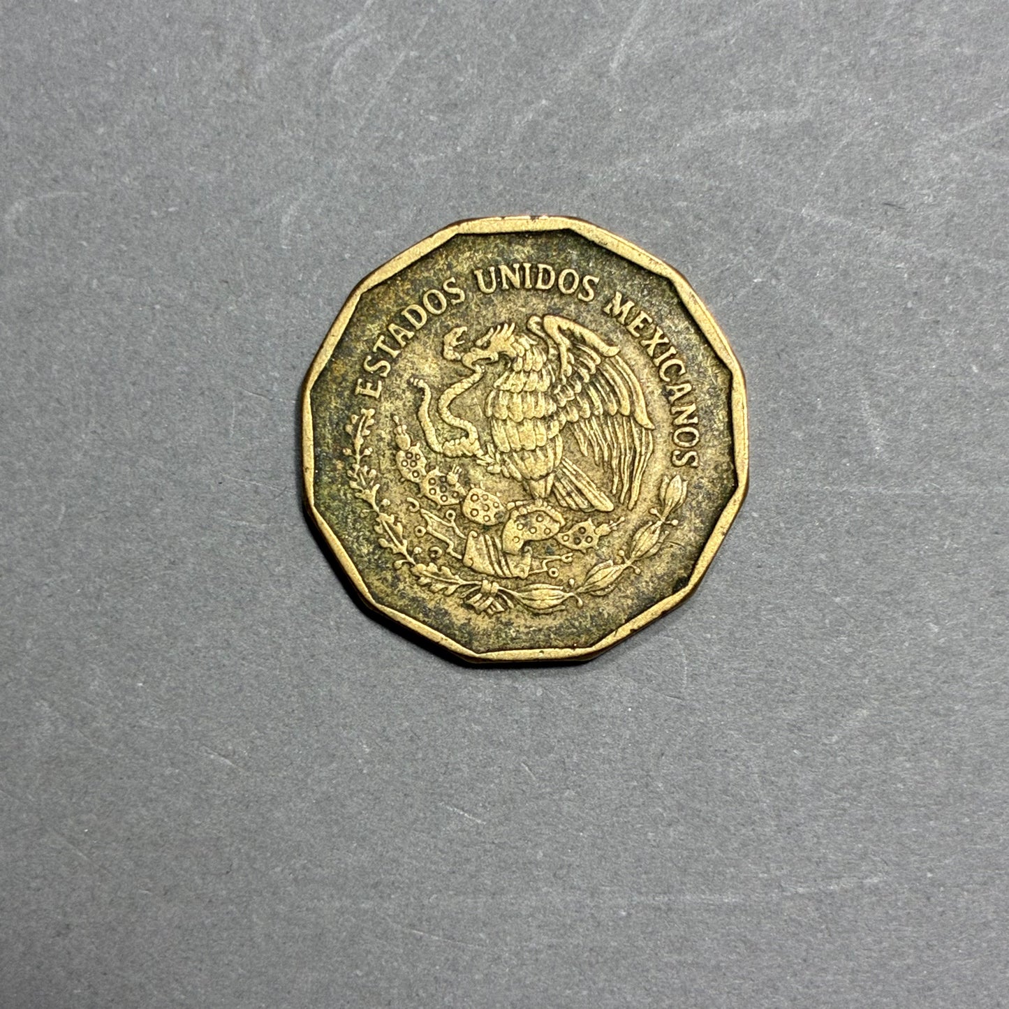 1987 MEXICO 20 CENTAVOS