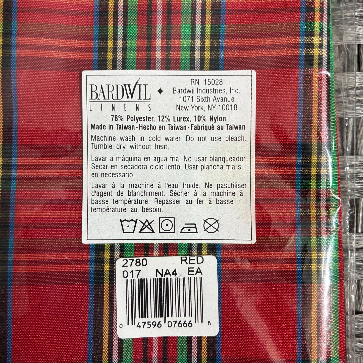 BARDWIL LINENS SET OF 4 DINNER NAPKINS HOLIDAY RED PLAID CLOTH WASHABLE