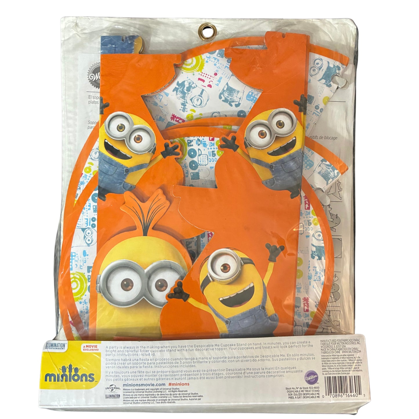 WILTON MINIONS CUPCAKE STAND AND DECORATION