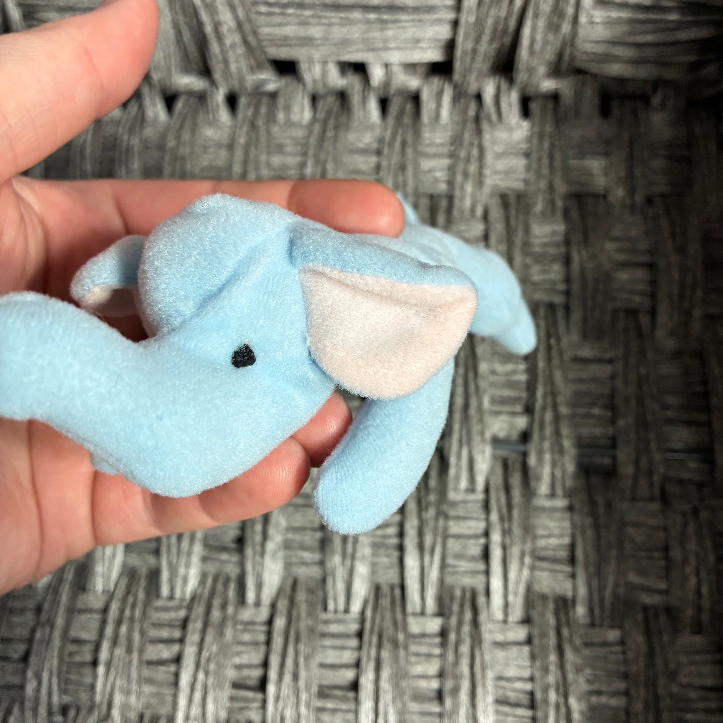 VINTAGE 1993 TY BEANIE BABY ELEPHANT PLUSH NO TAG