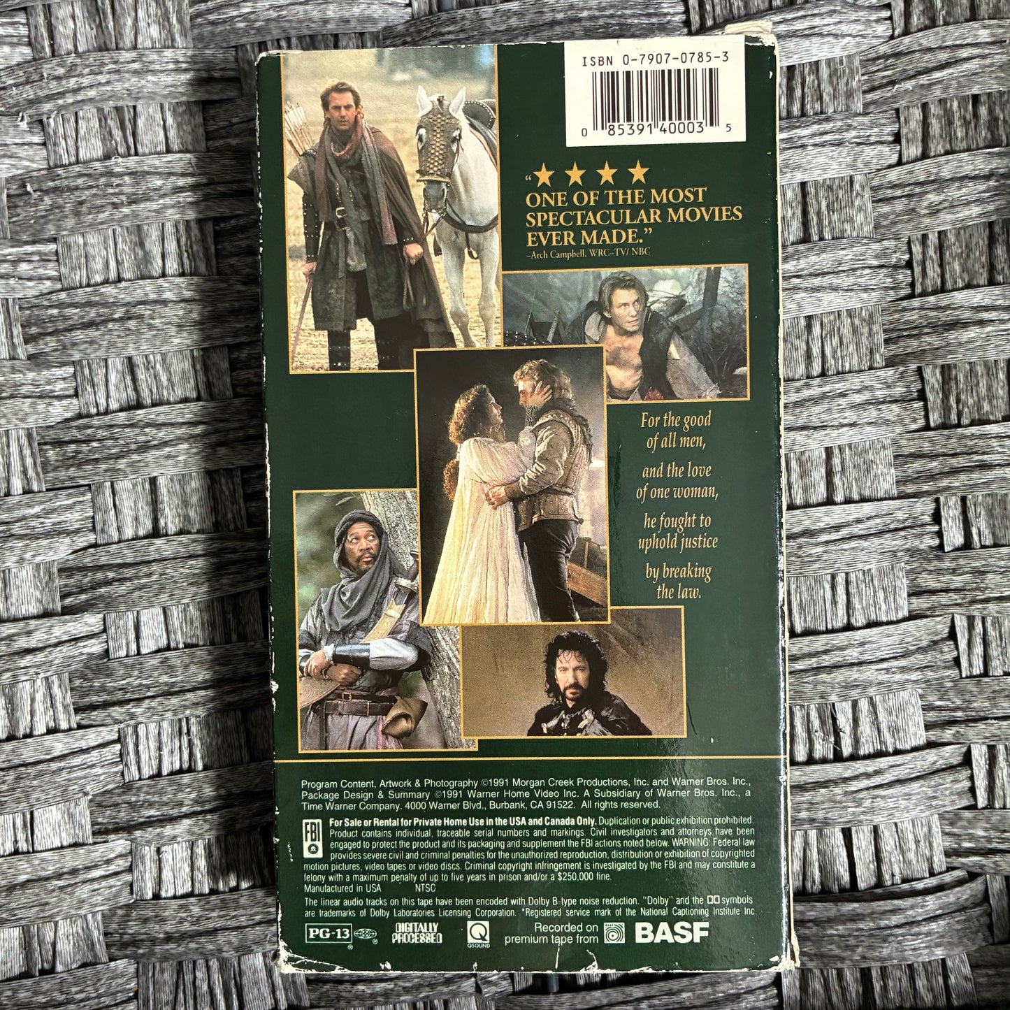 KEVIN COSTNER ROBIN HOOD PRINCE OF THIEVES PRE OWNED VHS GOOD CONDITION