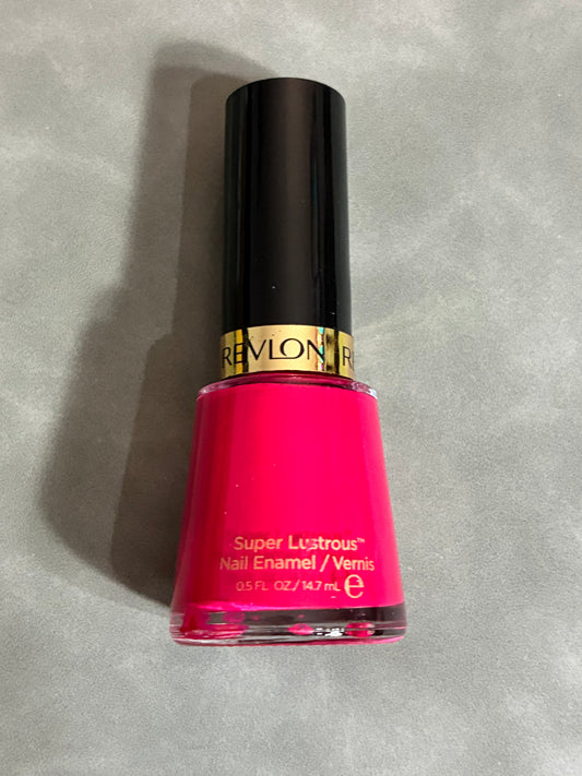 REVLON SUPER LUSTROUS NAIL ENAMEL- CHERRIES IN THE SNOW