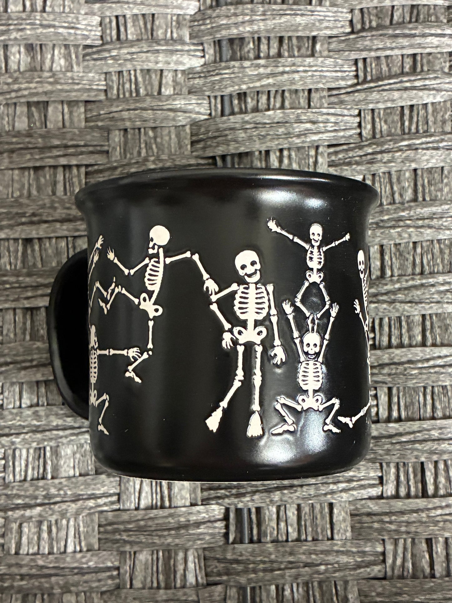 MATTE BLACK DANCING SKELETONS HALLOWEEN THEMED COFFEE MUG CERAMIC SPOOKY SZN