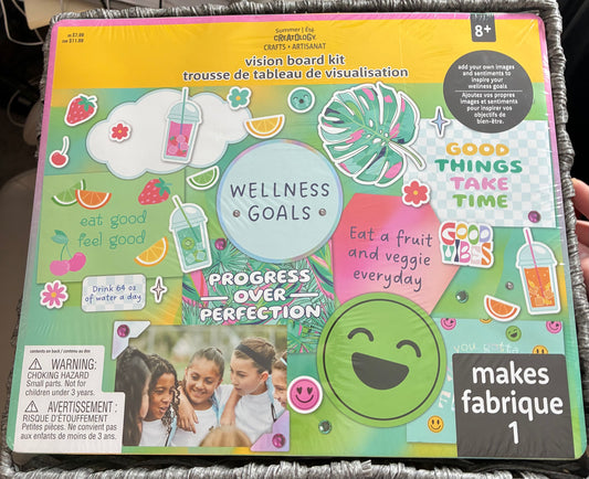CREATOLOGY VISION BOARD KIT