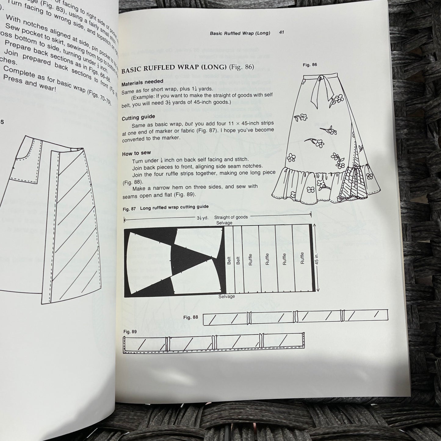 VINTAGE SEW YOUR OWN SKIRTS GISELLA HEINEMANN PAPERBACK BOOK - PRE OWNED