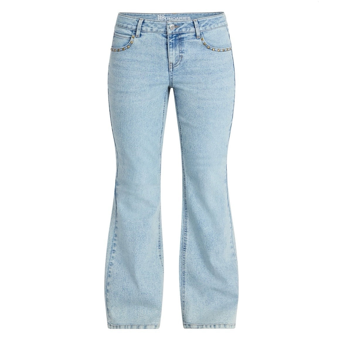 NO BOUNDARIES WOMEN’S LOW RISE SPECIALTY FLARE JEANS 31” INSEAM - SIZE 4