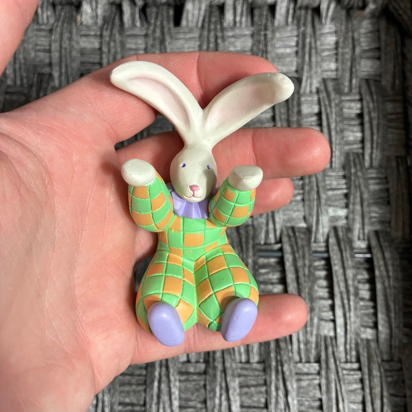 AVON EASTER BUNNY DECOR