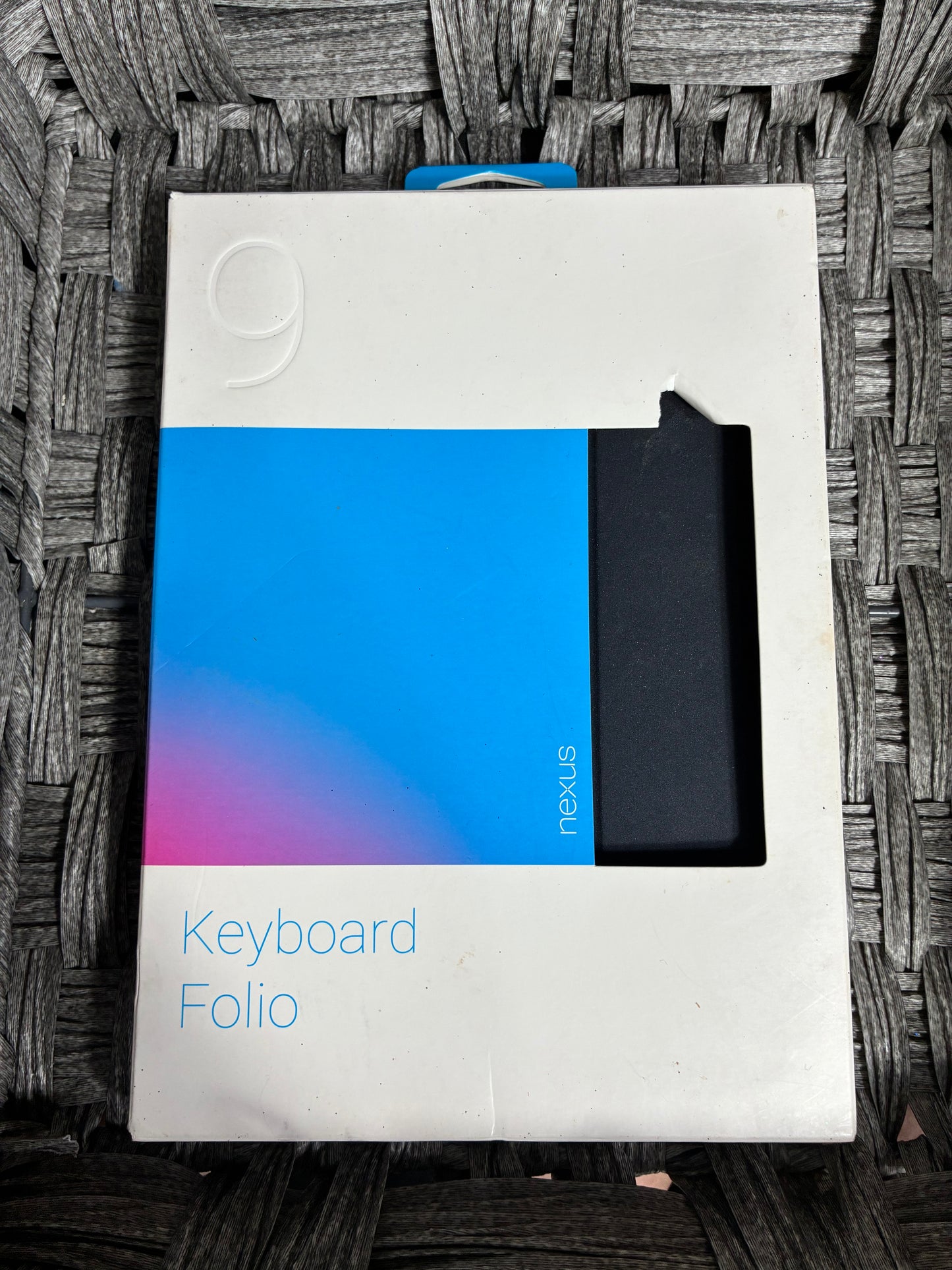 NEXUS 9 KEYBOARD FOLIO - PRE OWNED