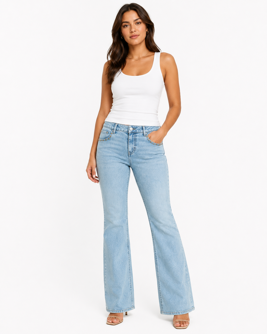 NO BOUNDARIES WOMEN’S LOW RISE SPECIALTY FLARE JEANS 31” INSEAM - SIZE 4