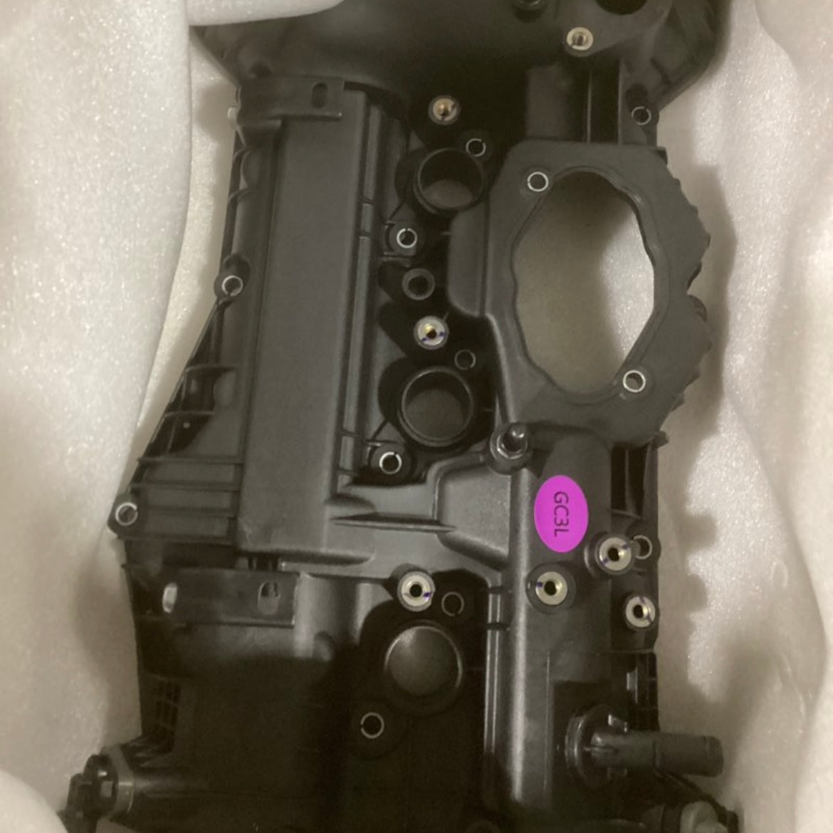 Left Engine Valve Cover Fit For Hyundai Azera Santa Fe Kia Sorento Sedona 3.3L