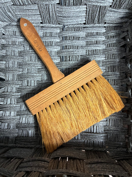 VINTAGE ED EVANS HARDWARE WEST UNION, IOWA WOODEN PAIT BRUSH F7-1-70
