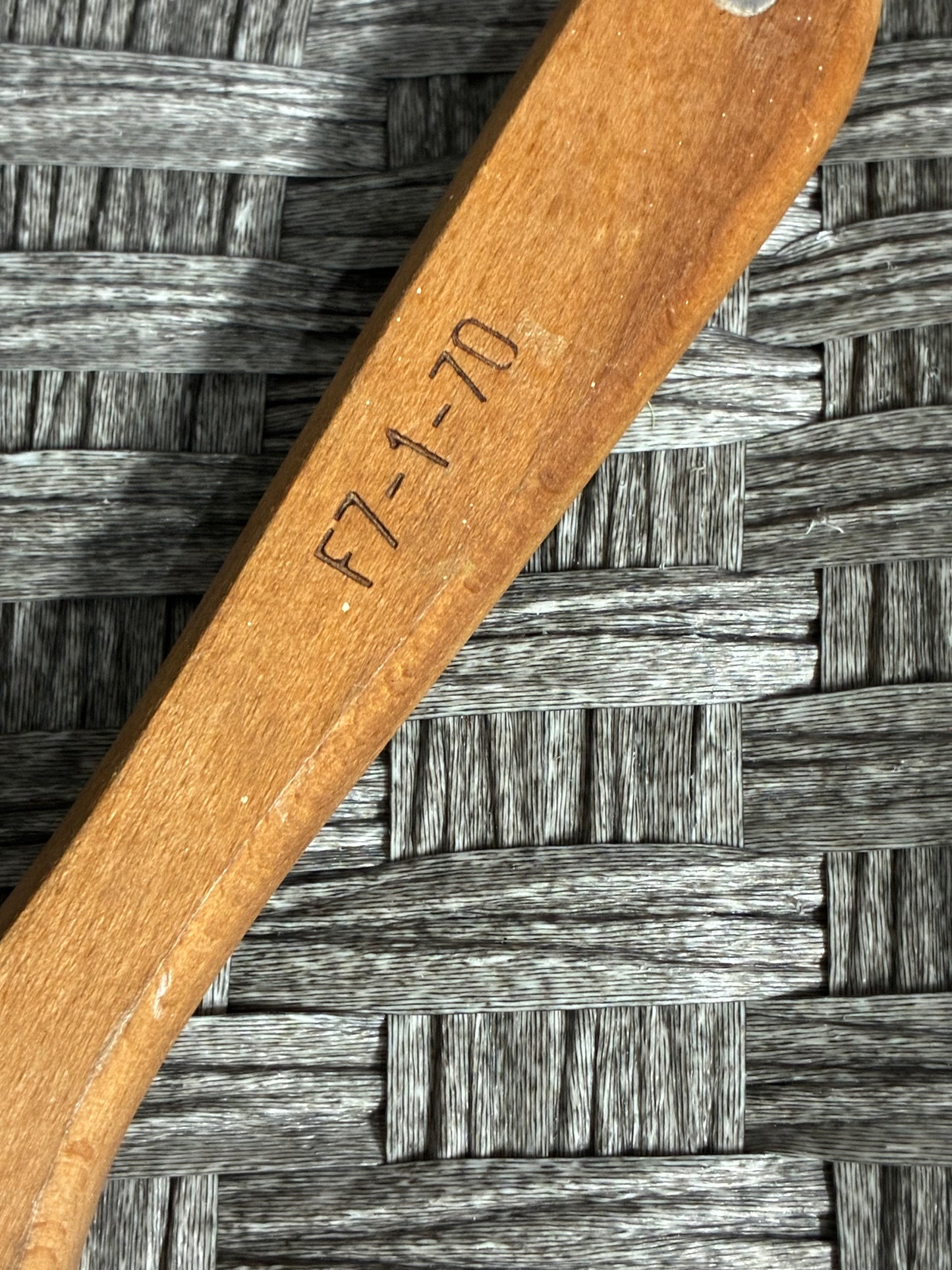 VINTAGE ED EVANS HARDWARE WEST UNION, IOWA WOODEN PAIT BRUSH F7-1-70