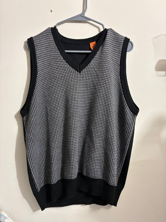 SWEATER VEST (PRESUMABLY SETTE PONTI) MADE IN ITALY 50% MERINO WOOL 50% ACRYLIC RN 0103842 - PRE OWNED