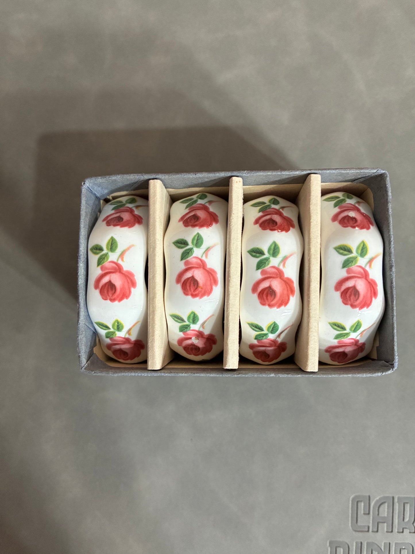 4PC SANFORD MADE IN ENGLAND FINE BONE CHINA PINK FLORAL NAPKIN RINGS