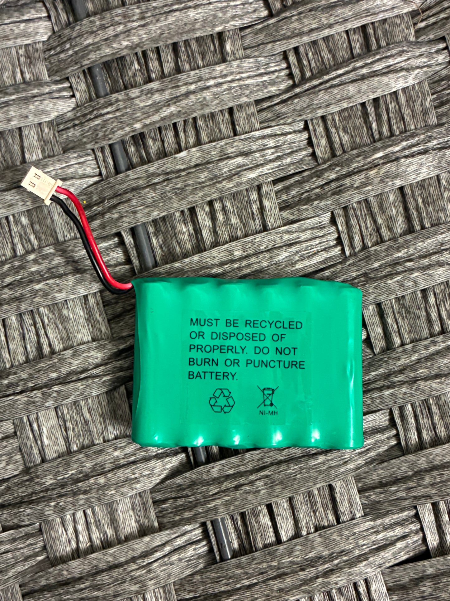 ADT SECURITY 24HR REPLACEMENT BATTERY PACK 300-06868