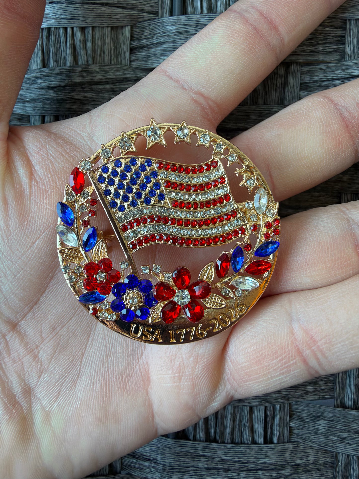 USA 250TH FLAG BROOCH