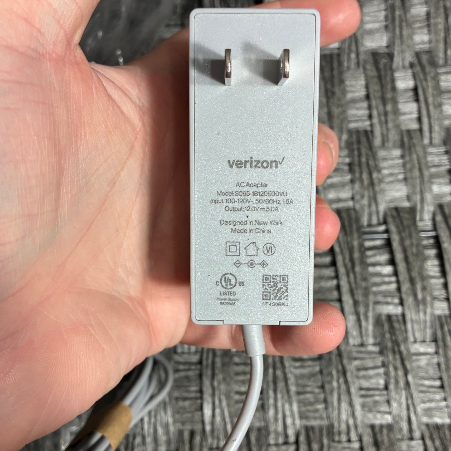 VERIZON AC ADAPTER MODEL S065-1B120500VU