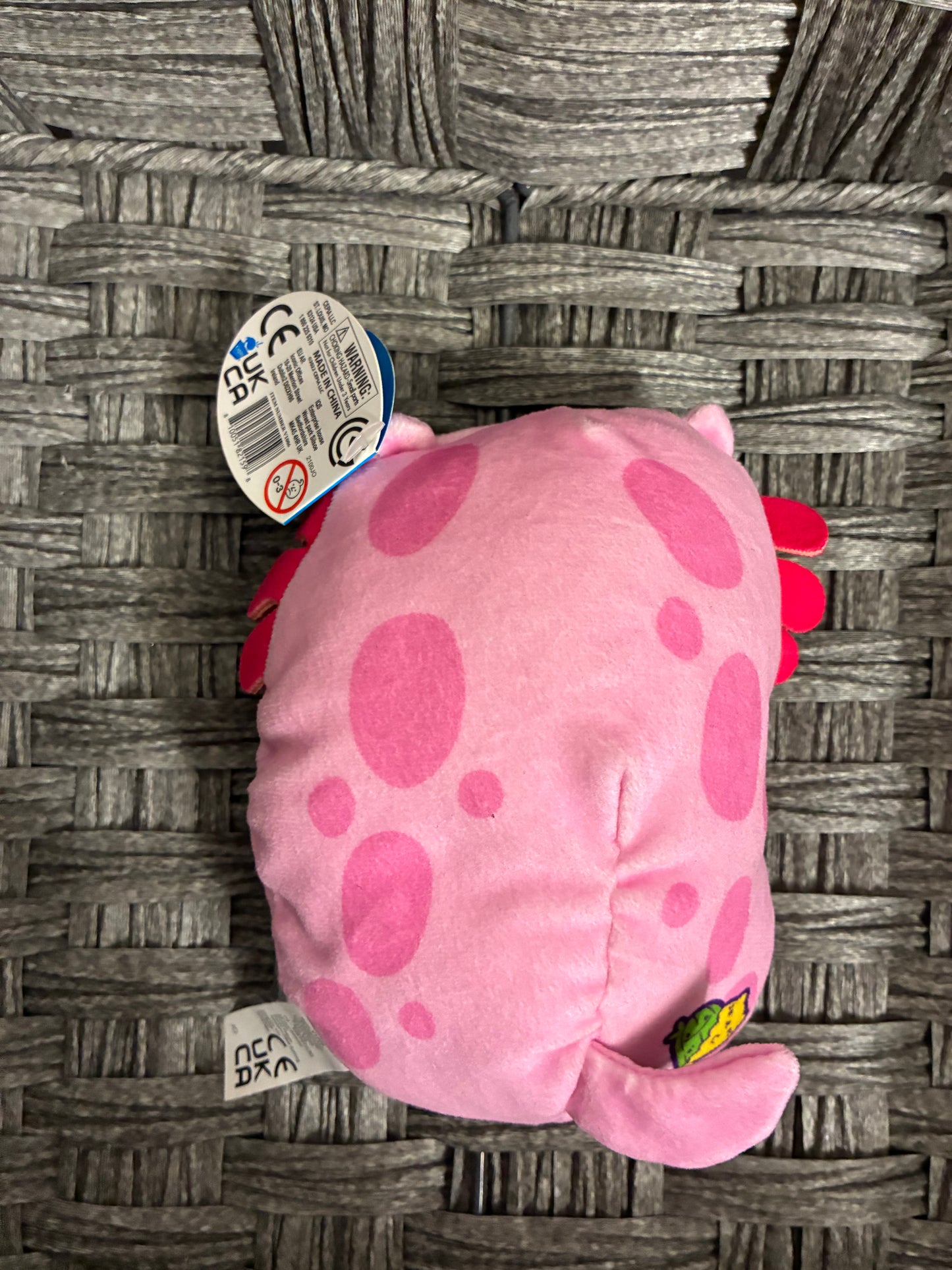 CATS VS PICKLES SALLY AXLOTL CAT BEANBAG PLUSH CHONKS