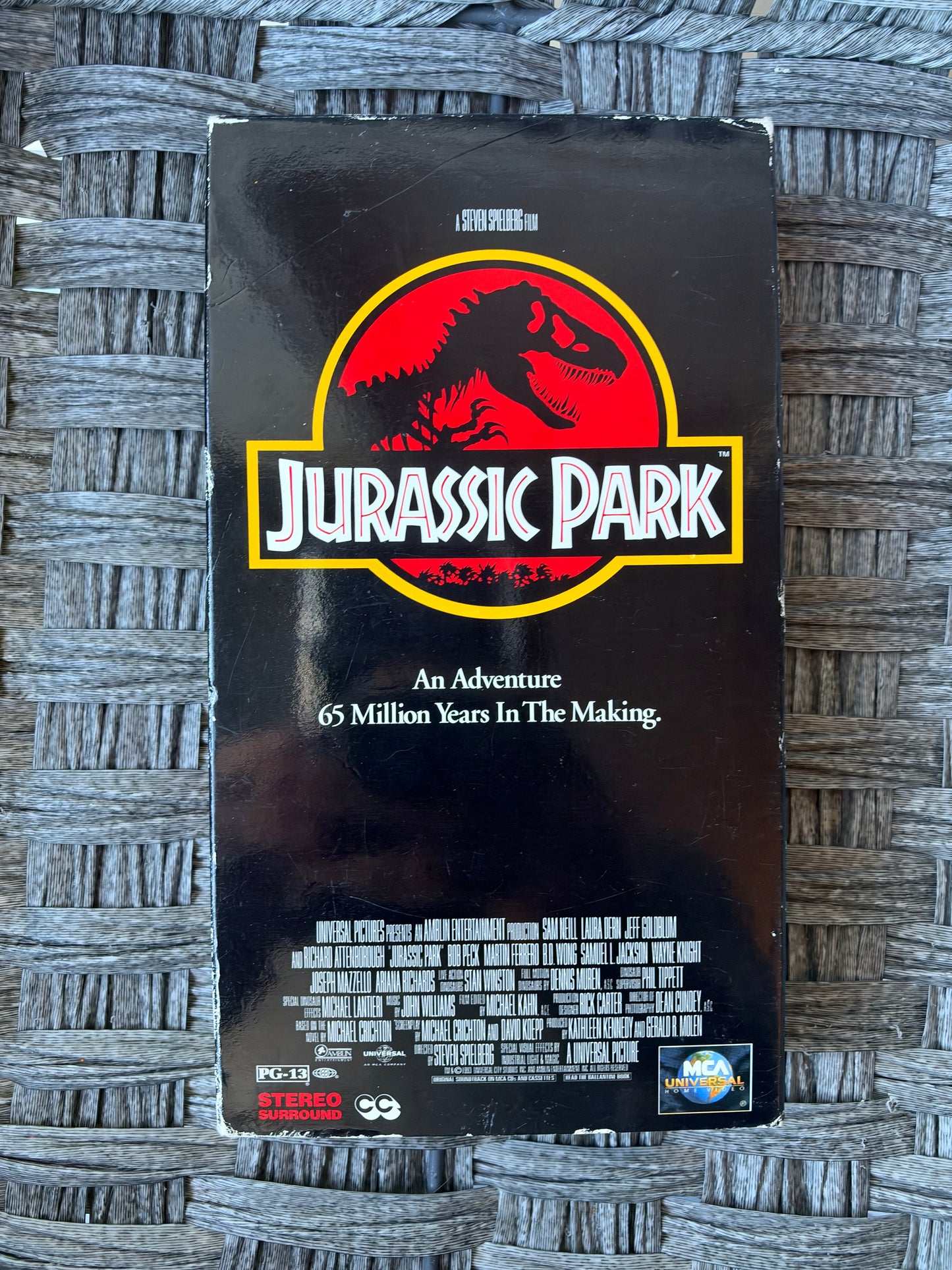 JURASSIC PARK (VHS, 1993) JEFF GOLDBLUM VINTAGE PRE OWNED