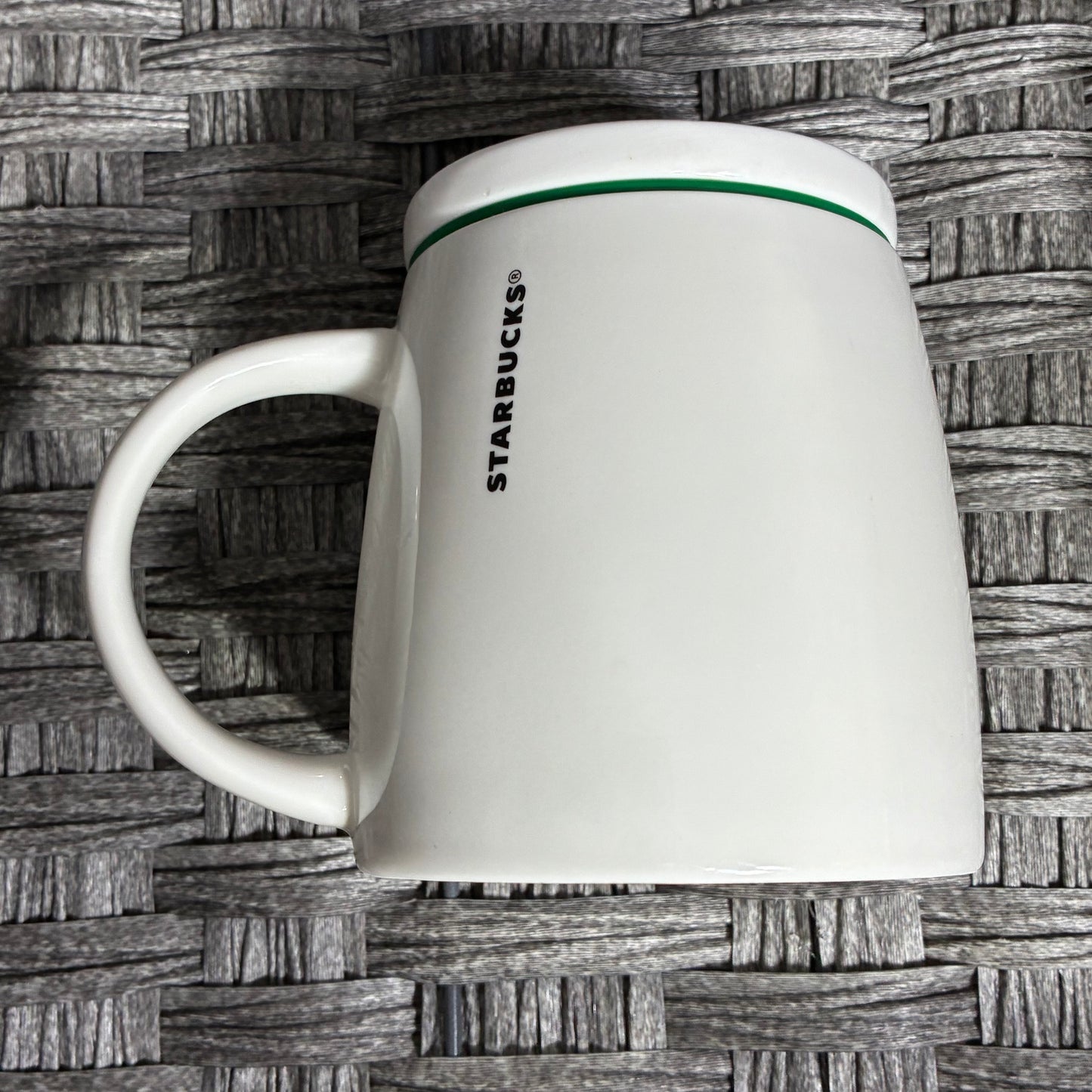 2011 STARBUCKS CHUBBY CERAMIC 16OZ MUG WITH SILICONE LID - PRE OWNED