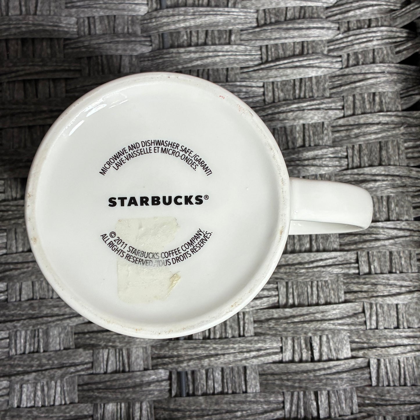 2011 STARBUCKS CHUBBY CERAMIC 16OZ MUG WITH SILICONE LID - PRE OWNED