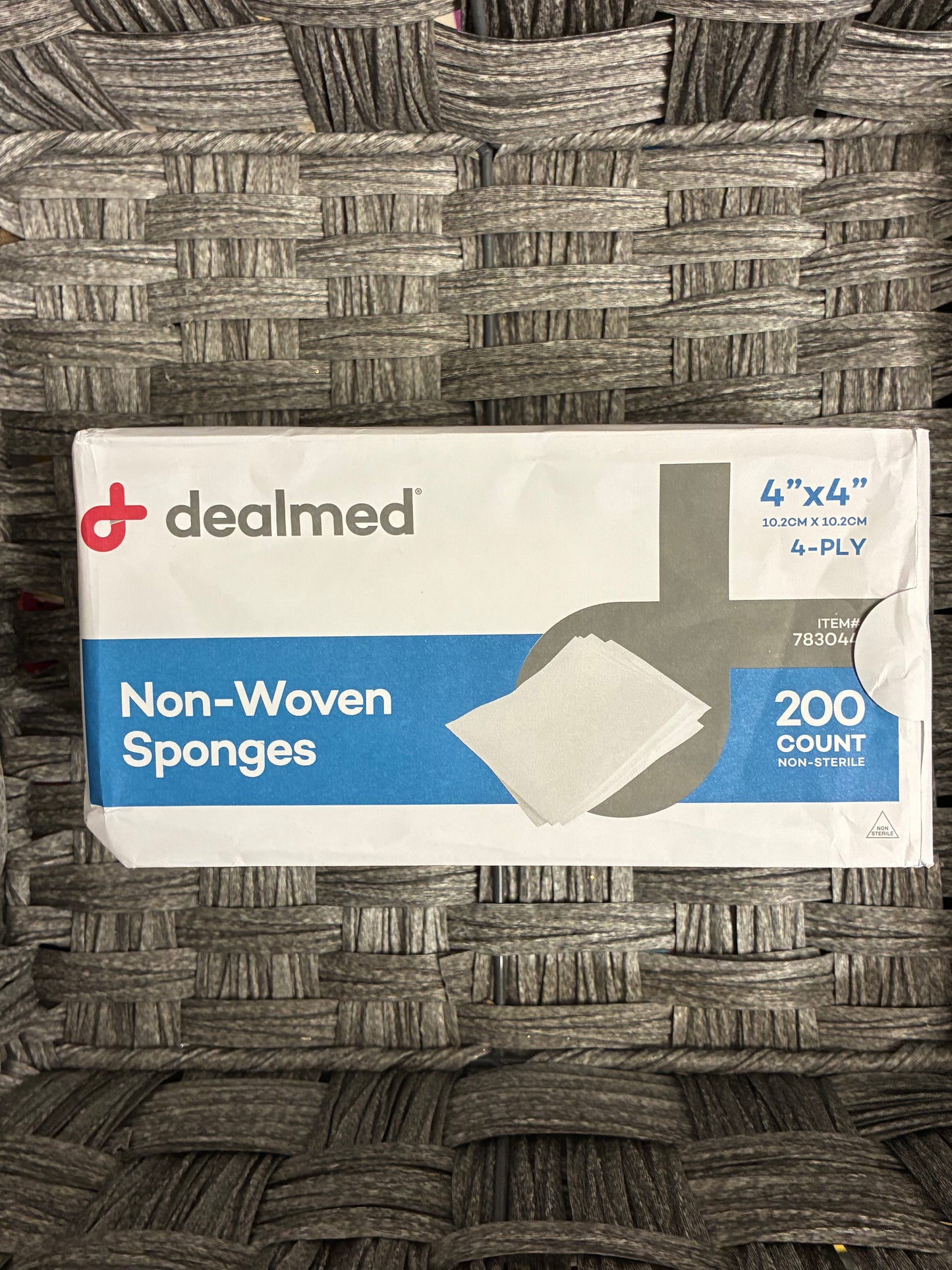 DEALMED NON-WOVEN SPONGES 4"x4" 4-PLY 200 COUNT NON-STERILE