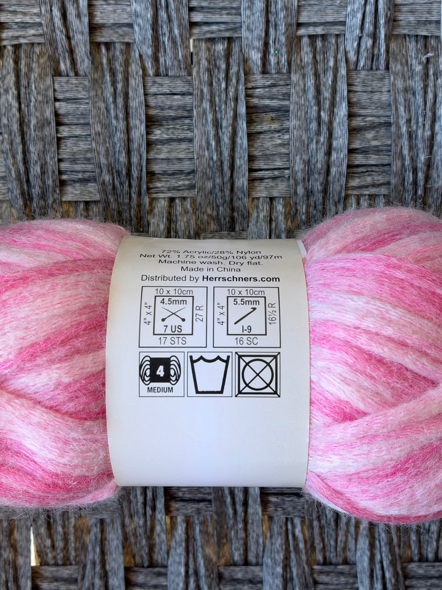 LOT OF 4X SKEINS NOB HILL IMPACT YARNS (PINK SALT) MEDIUM 4 106 YD 72% ACRYLIC