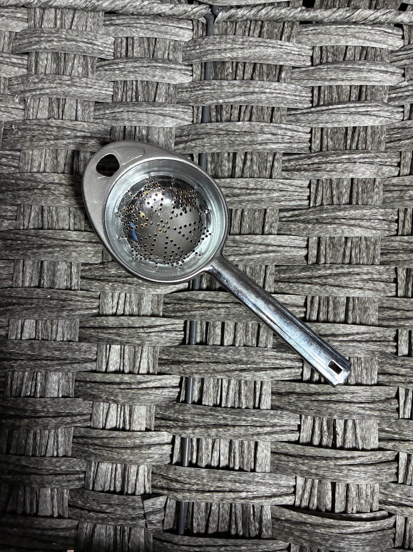 VINTAGE EKCO TOOLS METAL STRAINER FOR COFFEE/TEAS
