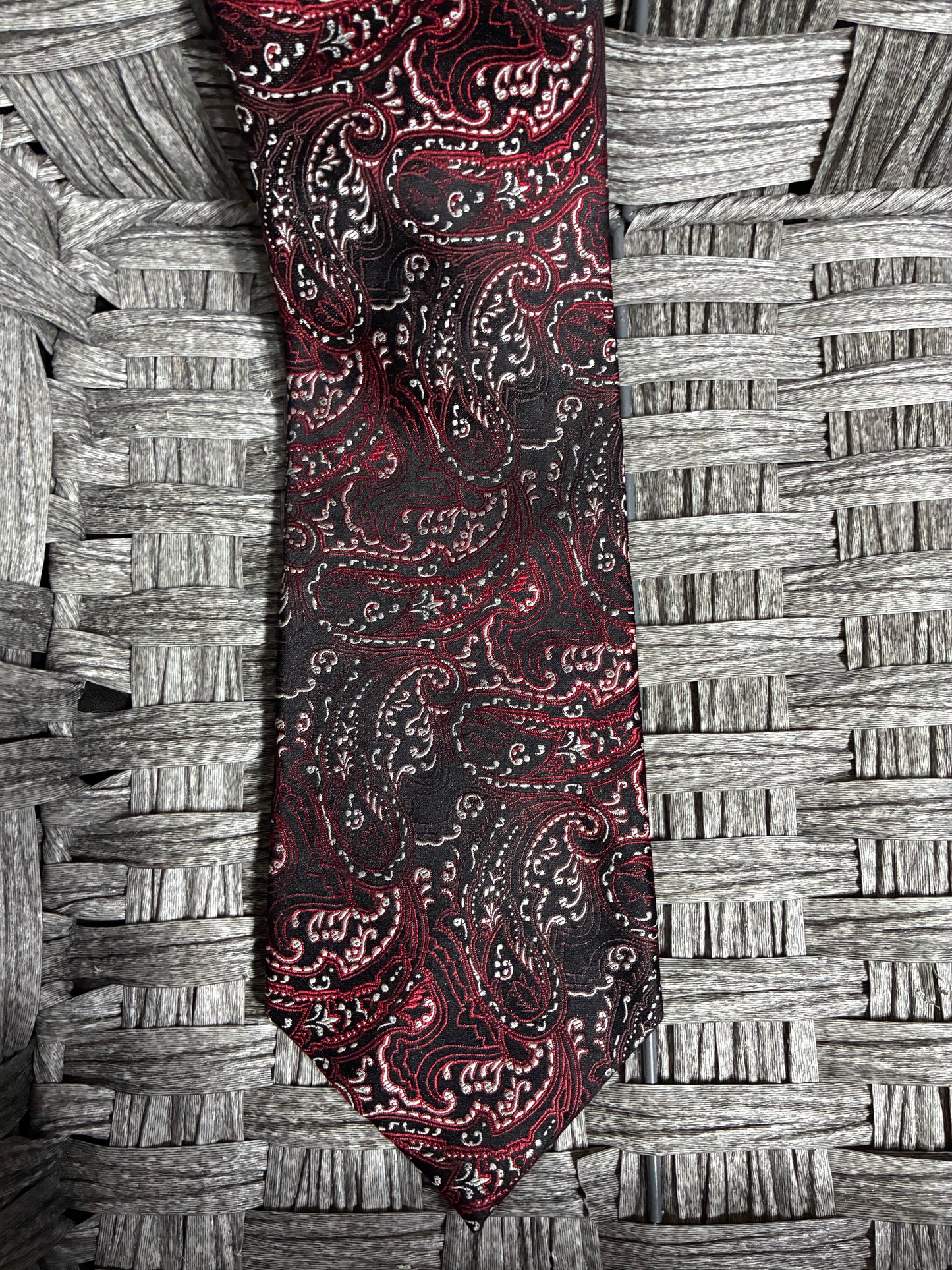 ANTONIO FELLINI MENS NECKTIE 100% SILK HAND MADE - PRE OWNED