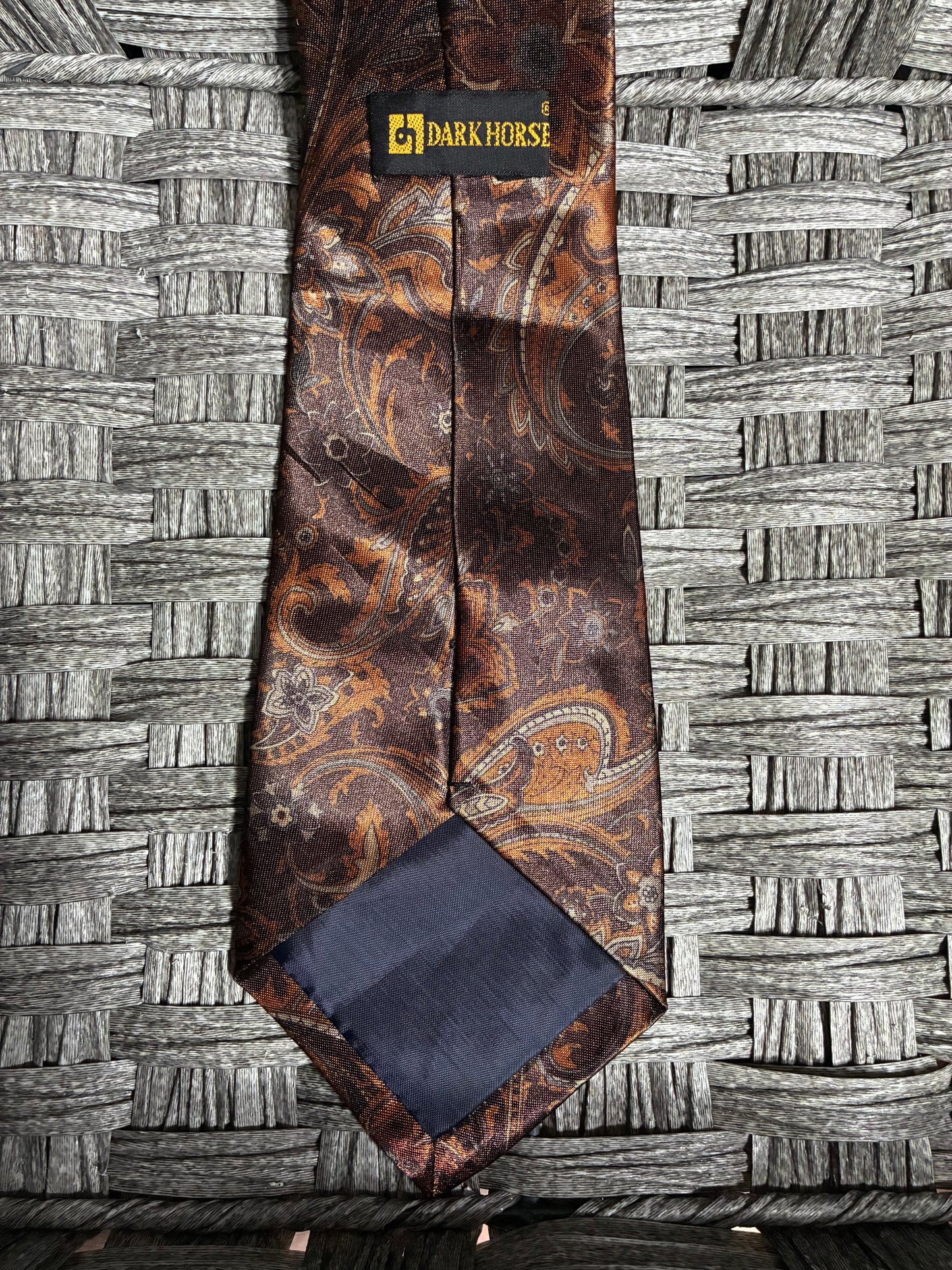 DARK HORSE MENS NECKTIE - PRE OWNED