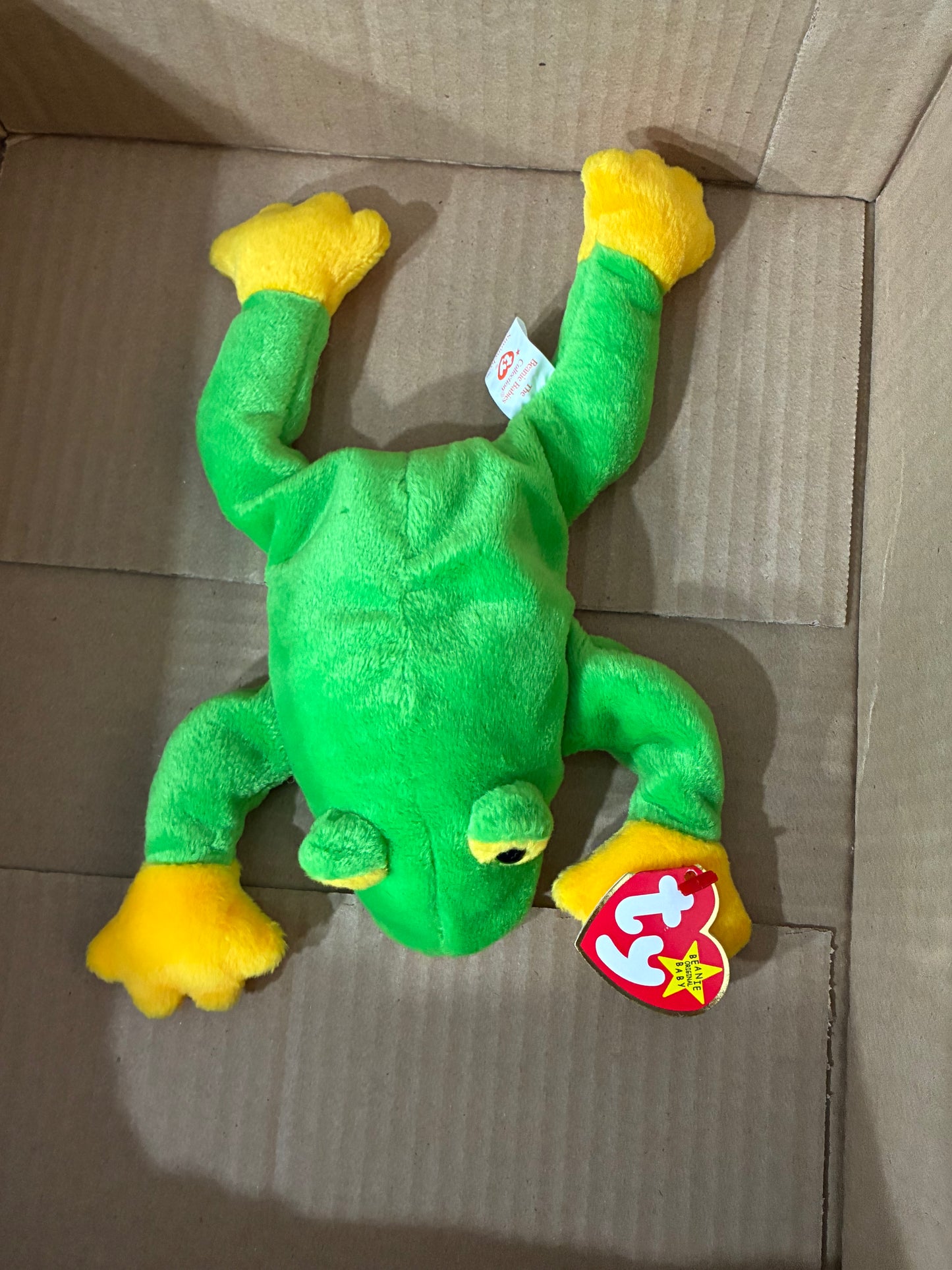 TY BEANIE BABY - SMOOCHY